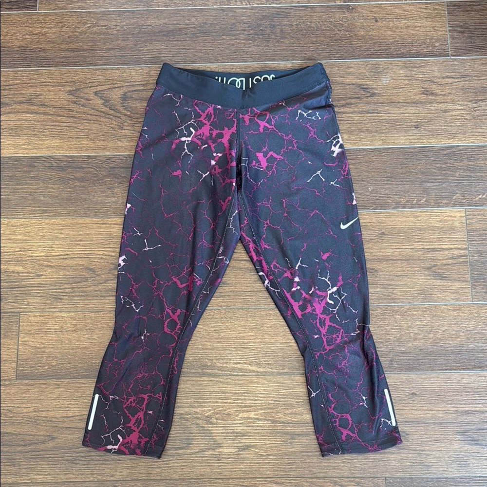 Women’s Nike Black and Pink Leggings